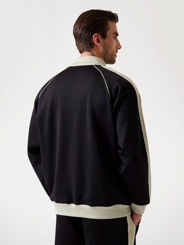 GUESS Zip-Up Hoodie in Black