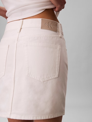 Jupe Calvin Klein Jeans en blanc
