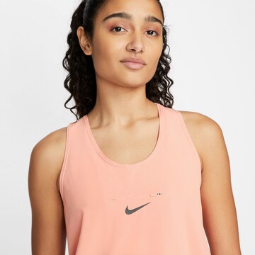 NIKE Sports top 'Division' in Orange