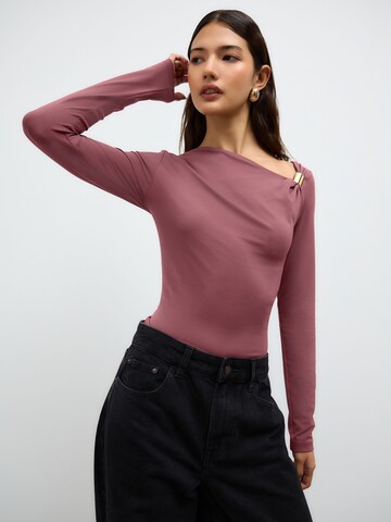 Next Shirt in Pink