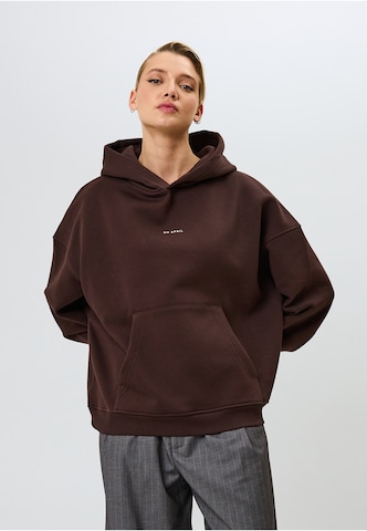 Sweat-shirt OH APRIL en marron : devant