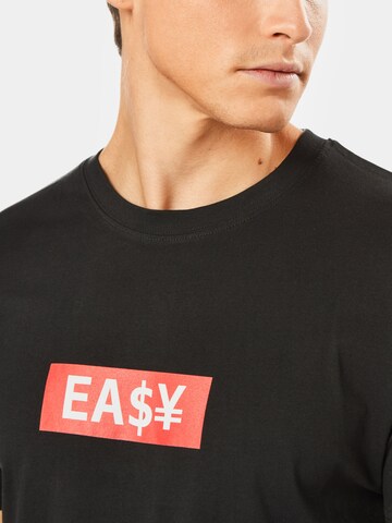Mister Tee Shirt 'Easy Box' in Zwart