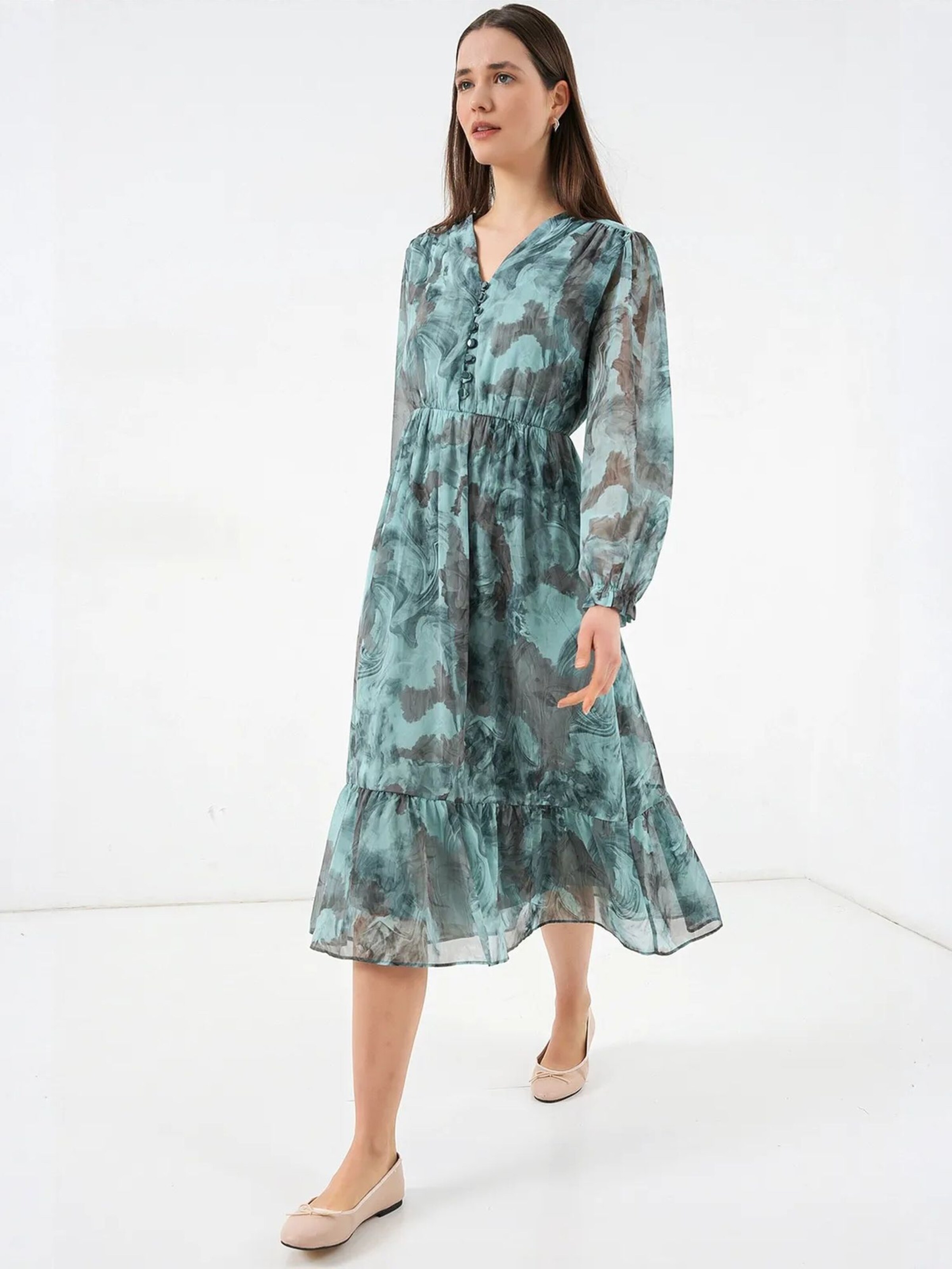 Bigdart Dress in Green