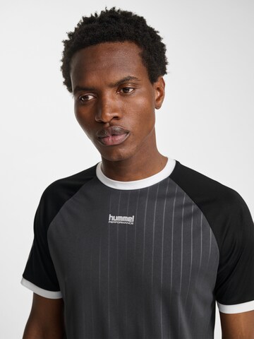 Hummel Performance shirt in Grey