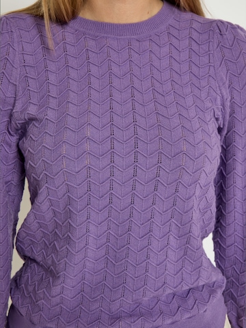 Pullover 'Rosy' di Peppercorn in lilla