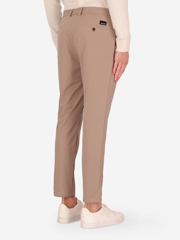 Distretto12 Tapered Pleated Pants 'Rio H.P.' in Beige