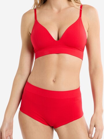 Panty 'Effortless' di ETAM in rosso: frontale