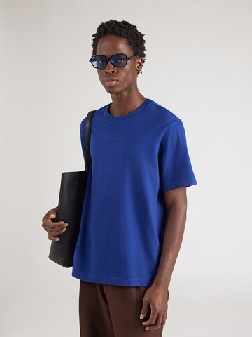 Calvin Klein Μπλουζάκι σε μπλε: μπροστά