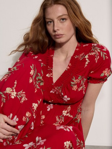 Robe ' ' Apricot en rouge