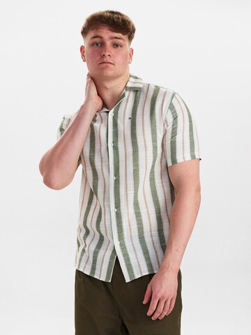 Dxnmxrk Shirt 'DXEberhardt' in Green: front