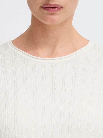 Pull-over 'OXISISSE' Oxmo en blanc
