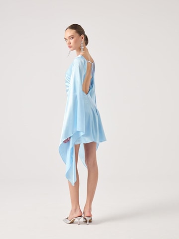 HOLLY LOLLY Cocktail dress in Blue: front