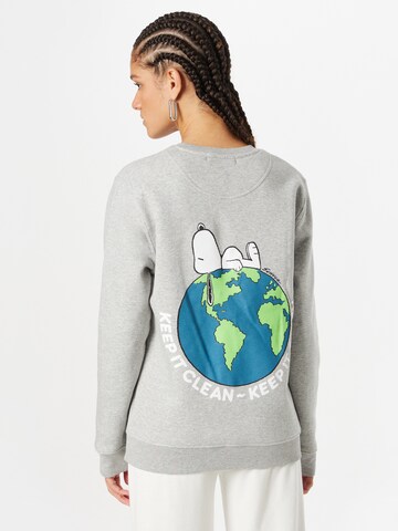 Vintage Supply Sweatshirt 'KEEP IT GREEN' in Grau
