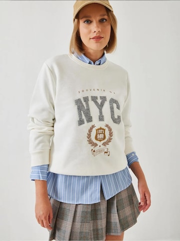 Bianco Lucci Sweatshirt in Weiß