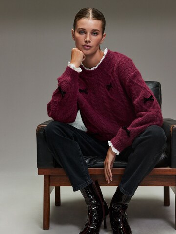 raudona Next Megztinis