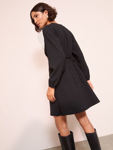 Abito di Friends Like These in nero