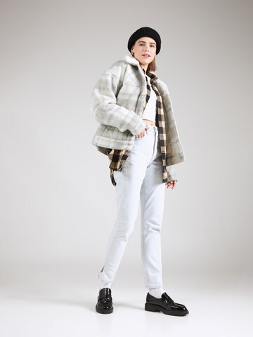 Giacca di mezza stagione '90s Cozy Sherpa Trucker' di LEVI'S ® in grigio