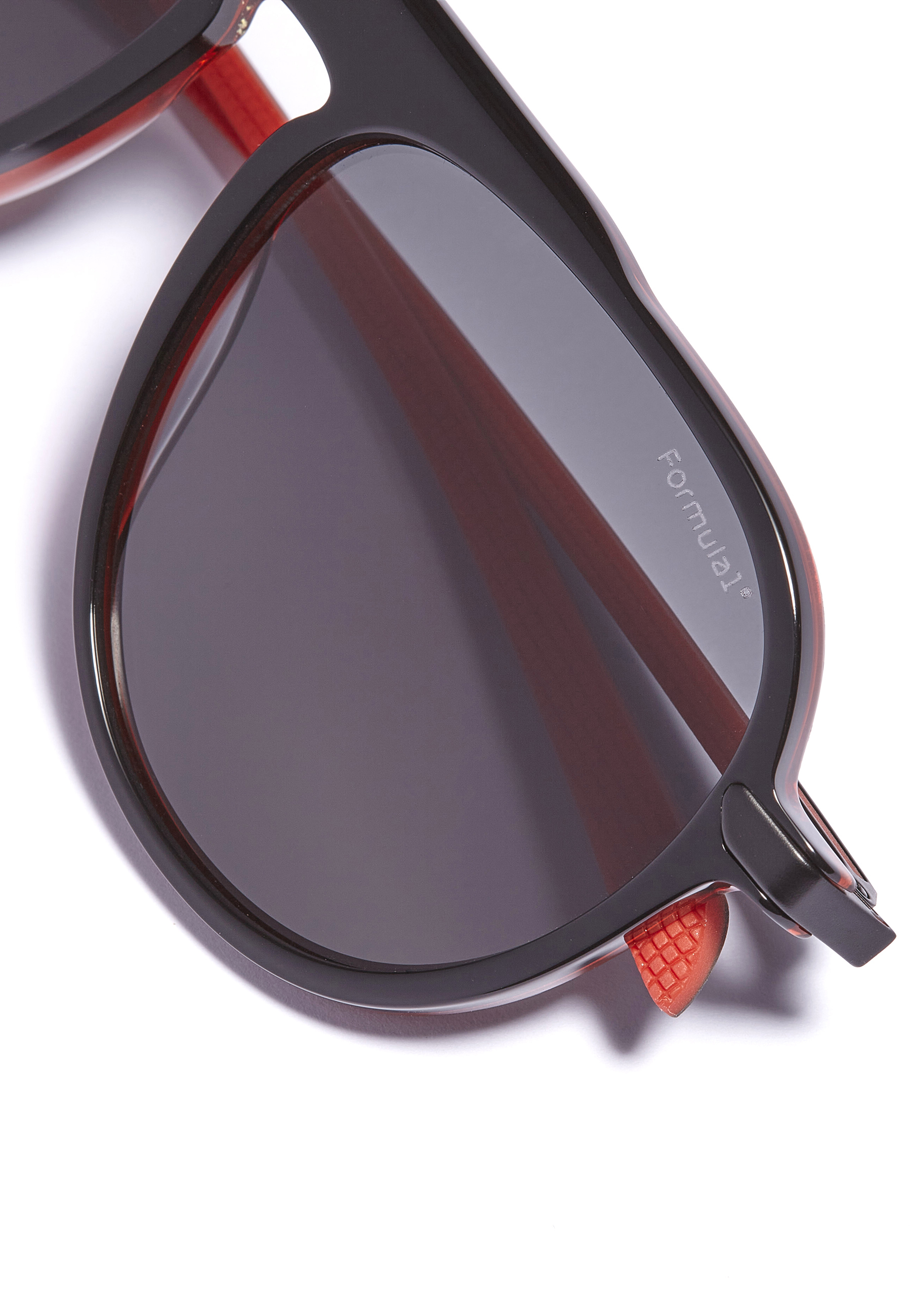 Formula 1 Eyewear Sonnenbrille in Schwarz 