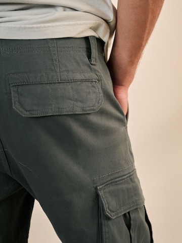 Coupe slim Pantalon cargo Next en bleu