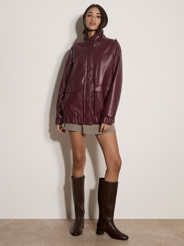 Apricot Oversized  Jacket ' ' in Lila: Vorderseite