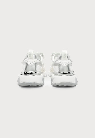 Sneaker low de la Karl Lagerfeld pe alb