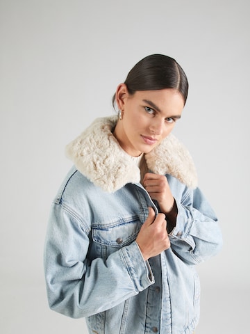 LEVI'S ® Prehodna jakna 'XL Sherpa Trucker' | modra barva