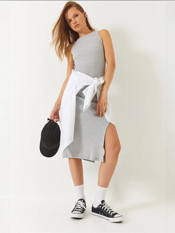Robe Bianco Lucci en gris