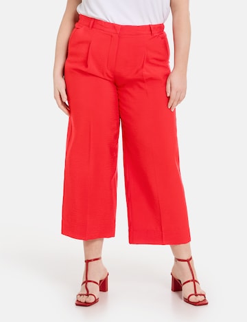 SAMOON Wide leg Pleat-Front Pants in Red: front