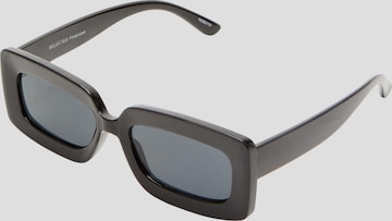 SELECTED FEMME Sunglasses in Black: front