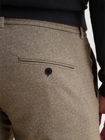 Coupe slim Pantalon chino 'V11 relaxed fit chino' VANGUARD en blanc