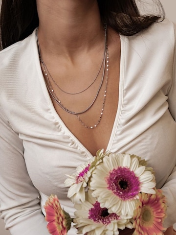 Hey Happiness Ketting 'Fine Triple Layer' in Zilver