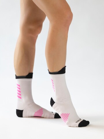 Chaussettes de sport camano en blanc