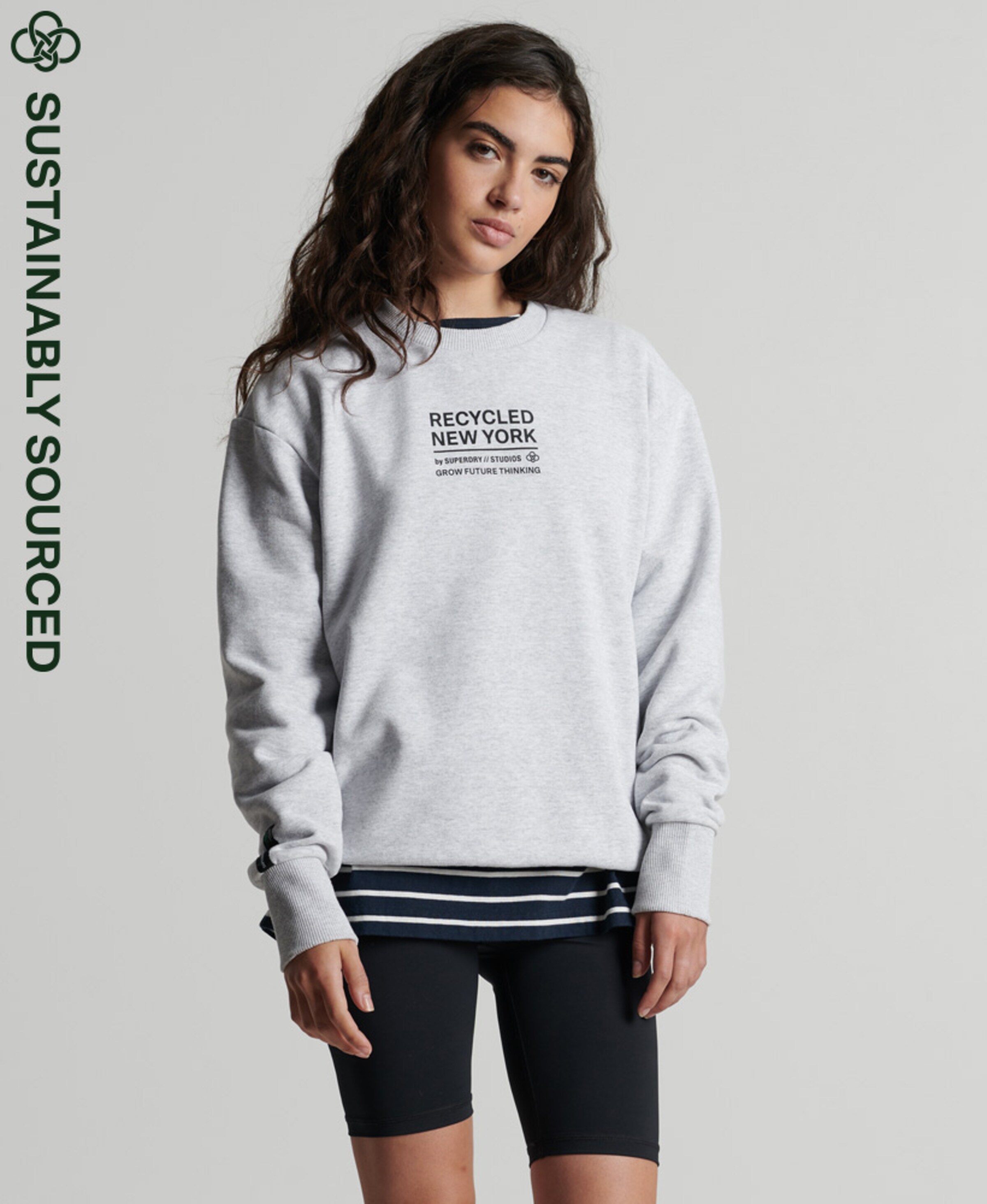 Frauen Sweat Superdry Sweatshirt in Grau - TK65209