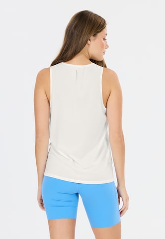 ENDURANCE Sports top 'Waane' in White