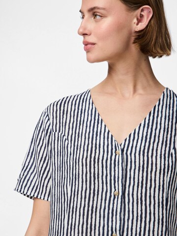 Robe-chemise 'PCTalvina' PIECES en blanc