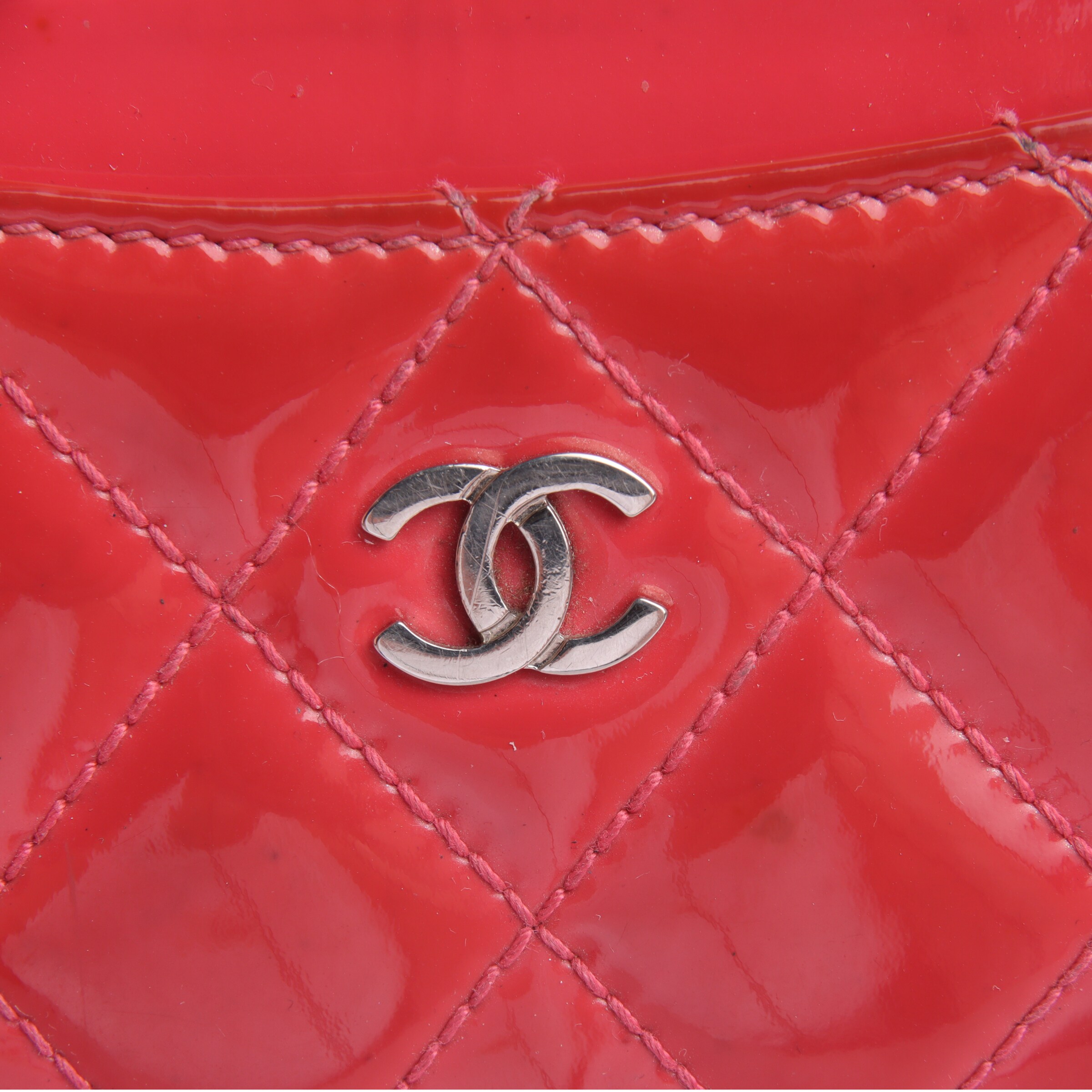 CHANEL Geldbörse / Etui One Size in Rot