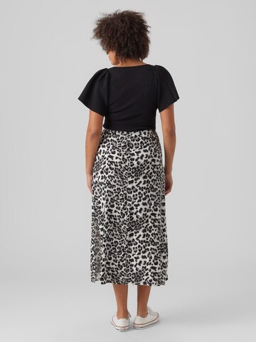 Vero Moda Maternity Skirt 'VMEasy' in White