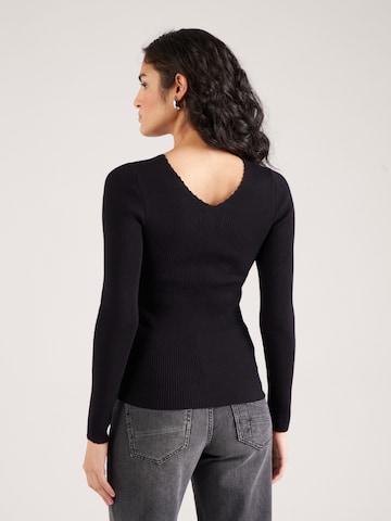 Pull-over NÜMPH en noir