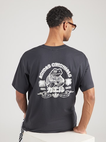 T-Shirt 'FROG' ADIDAS ORIGINALS en gris : devant