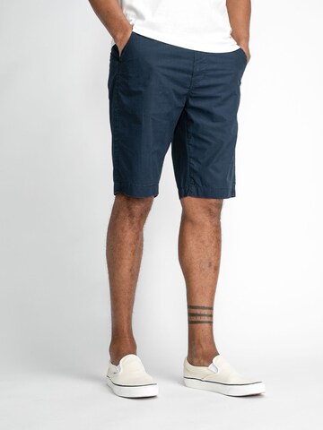 Petrol Industries Regular Shorts in Blau: predná strana