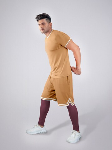 Completo sportivo 'Flex' di PANTONECLO in beige