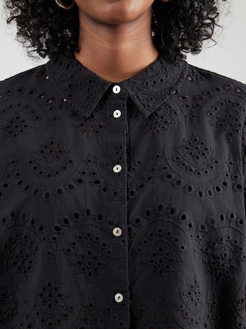 Chemisier 'CARValais' ONLY Carmakoma en noir