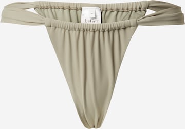 Slip costum de baie 'Indra' de la LeGer by Lena Gercke pe verde: față