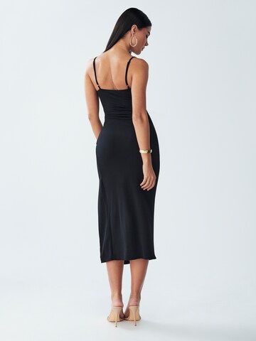 Robe 'LANI' BWLDR en noir : derrière