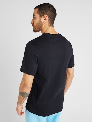 Nike Sportswear T-shirt i svart