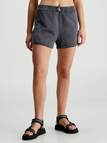 Calvin Klein Swimwear Regular Shorts in Schwarz: predná strana