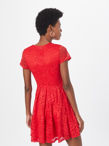 WAL G. Платье 'LEONA' в Красный