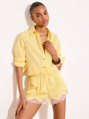 Lipsy Bluse in Gelb