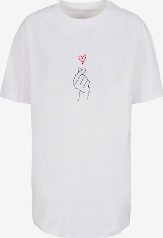 Merchcode Oversized shirt 'Heart' in White: front
