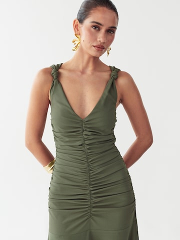 St MRLO - Vestido en verde